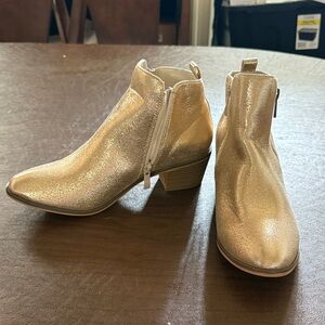 Elegant Metallic Ankle Booties